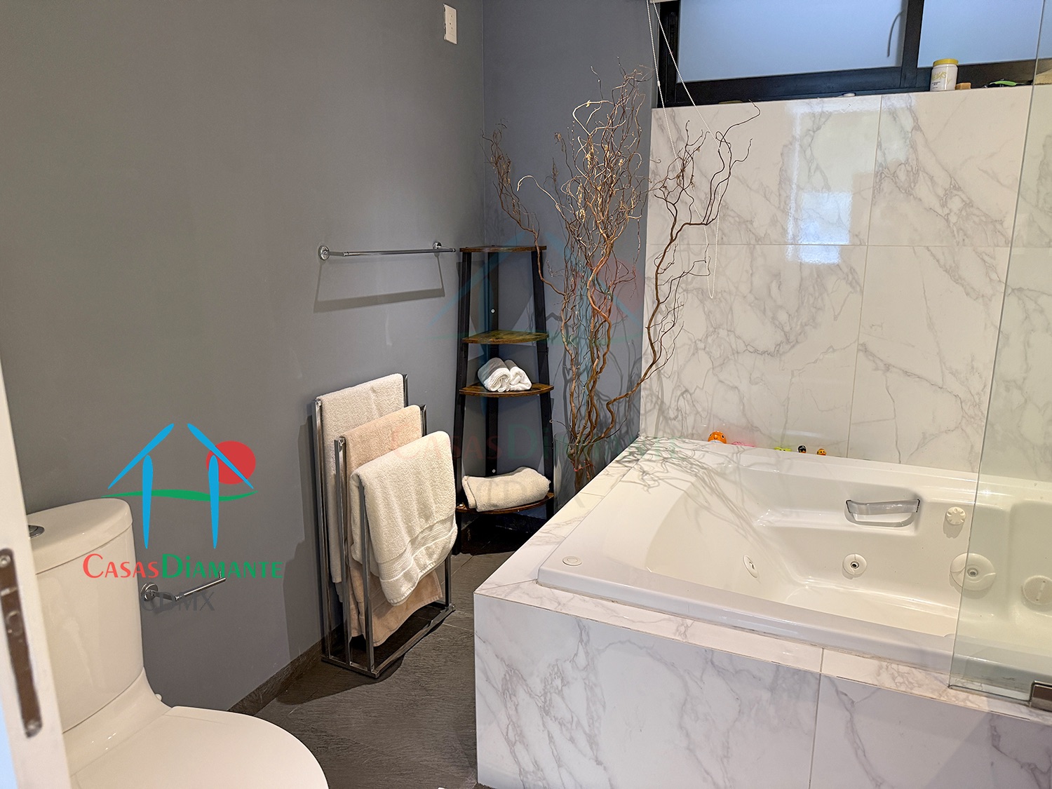 Roma Norte Departamento Orquídea - Recámara principal 13